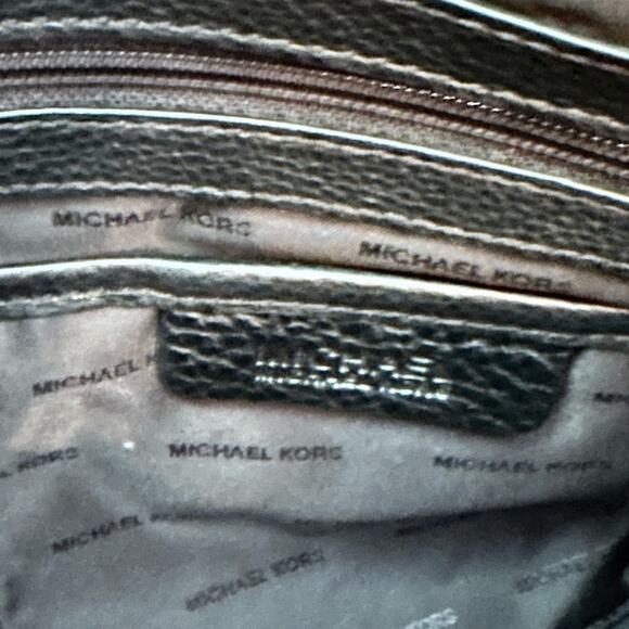 Michael Kors Black Leather Silver Studed Shoulder Bag - Picture 9 of 11